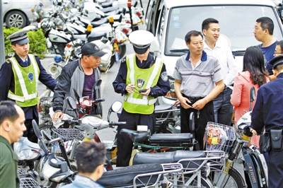 深圳400万辆电动车陷入"禁摩限电"僵局