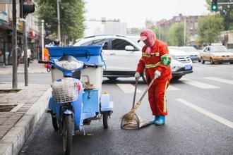 雁滩环卫引进8辆电瓶车